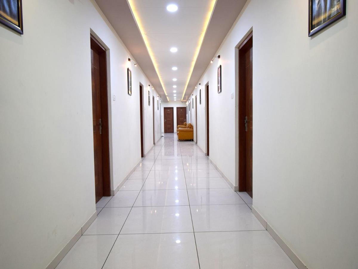 Hotel Embassy Kalol エクステリア 写真
